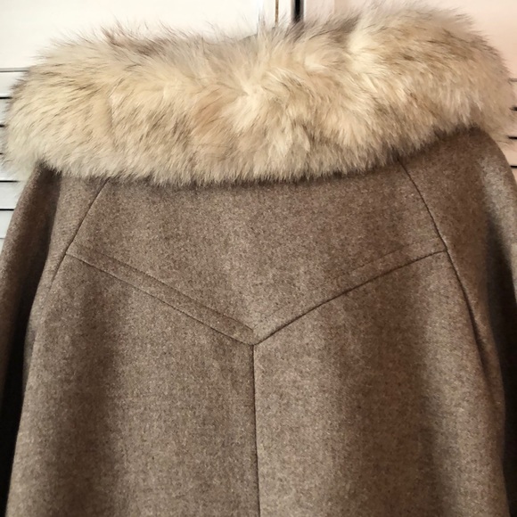 Dress coat with faux fur collar - Picture 3 of 6